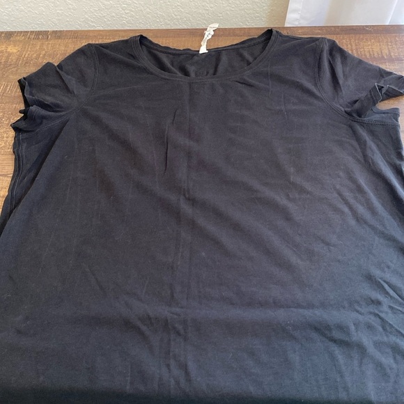 Lulu Lemon size 12 top - Picture 1 of 4